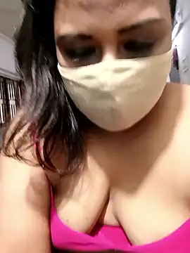 Snapshot of Love_Jenny chatting on 01/18/26, 04:27 Love Jenny online show from 01/18/26, 04:27