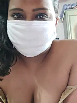 Snapshot of Love_Jenny chatting on 02/23/26, 10:23 Love Jenny online show from 02/23/26, 10:23