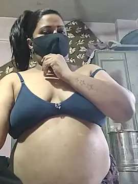 Snapshot of Love_Jenny chatting on 03/21/26, 12:21 Love Jenny online show from 03/21/26, 12:21