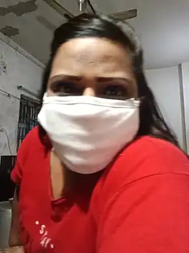 Snapshot of Love_Jenny chatting on 05/18/26, 12:22 Love Jenny online show from 05/18/26, 12:22