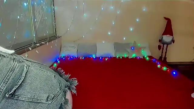 Snapshot of LizaSenri chatting on 01/08/25, 02:03 LizaSenri online show from 01/08/25, 02:03
