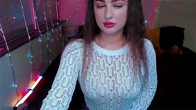 Snapshot of LizaSenri chatting on 10/18/25, 06:16 LizaSenri online show from 10/18/25, 06:16
