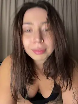 KimArts online show from 11/12/25, 08:52