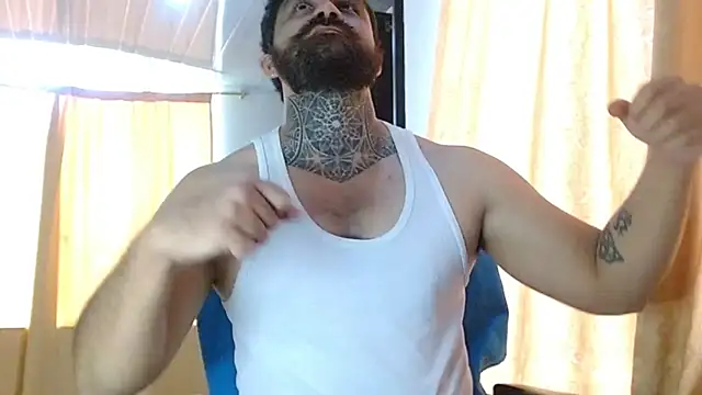 aronmiller404 online show from 02/07/26, 02:21