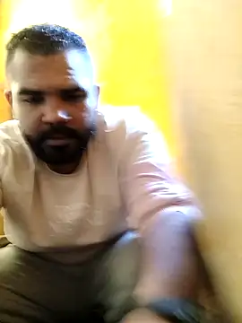 Snapshot of ListedLoin chatting on 01/04/25, 01:42 ListedLoin online show from 01/04/25, 01:42