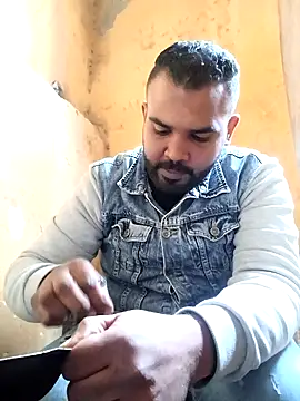 Snapshot of ListedLoin chatting on 02/08/25, 02:38 ListedLoin online show from 02/08/25, 02:38