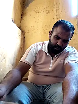 Snapshot of ListedLoin chatting on 10/30/25, 01:34 ListedLoin online show from 10/30/25, 01:34