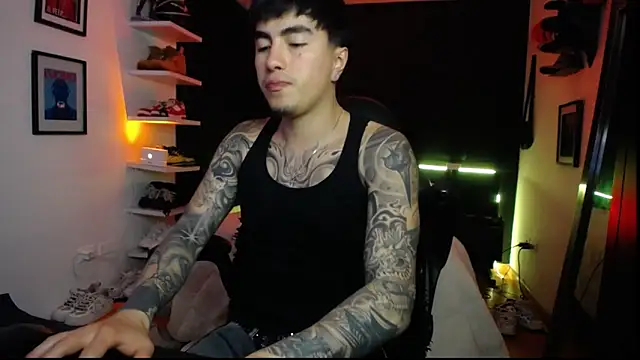 jung dragon online show from 09/13/25, 04:34