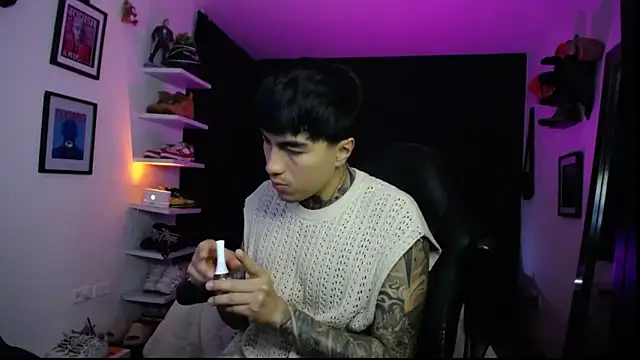 jung dragon online show from 09/27/25, 06:51