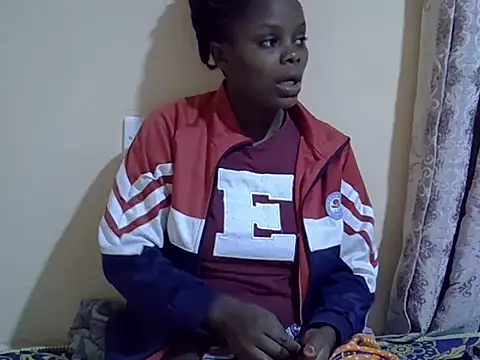 HOT-JAZMINE online show from 09/28/25, 04:40