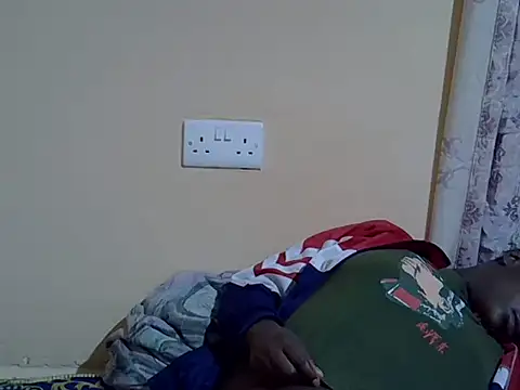 HOT-JAZMINE online show from 10/13/25, 08:03