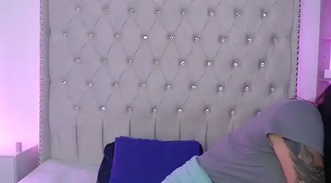 Abril Squirt online show from 02/27/25, 06:07