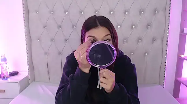 Abril Squirt online show from 03/02/25, 08:48