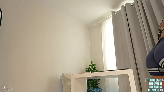 mimmyfit1 online show from 11/11/25, 04:51