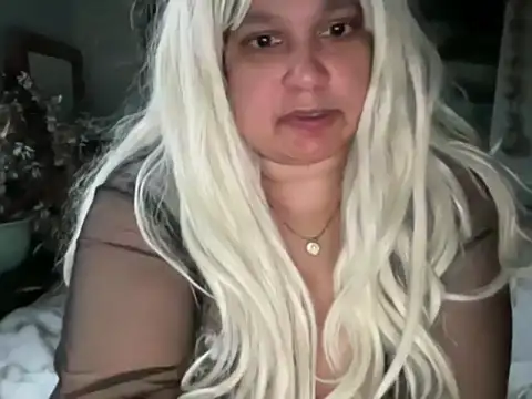 Snapshot of MelanieFawker chatting on 09/19/25, 01:51 MelanieFawker online show from 09/19/25, 01:51