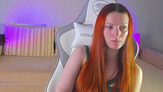 Snapshot of FlamyGold chatting on 06/24/26, 01:15 FlamyGold online show from 06/24/26, 01:15