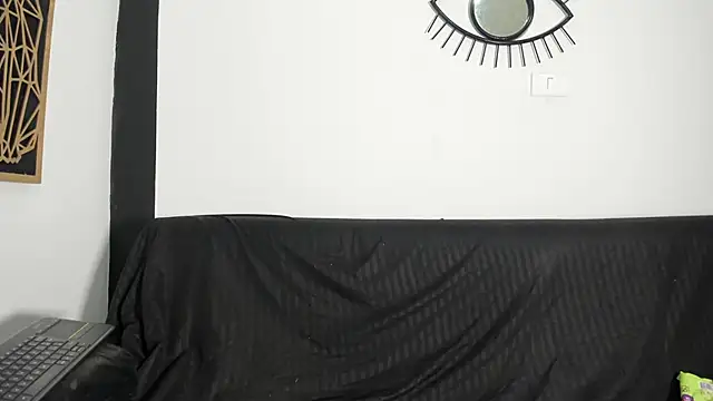 EmilyGomezLS online show from 04/08/26, 11:21