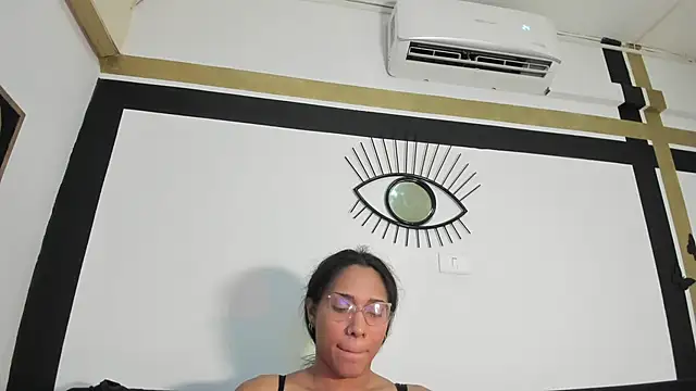 EmilyGomezLS online show from 05/11/26, 11:38