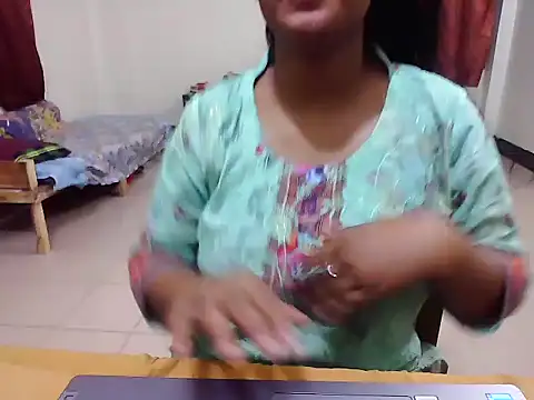 JustinaIra online show from 10/24/25, 06:26