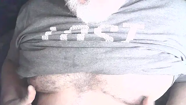 Snapshot of cashot58 chatting on 04/25/26, 01:25 cashot58 online show from 04/25/26, 01:25