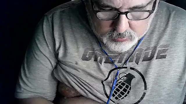 Snapshot of cashot58 chatting on 05/30/26, 11:29 cashot58 online show from 05/30/26, 11:29