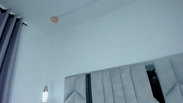 Snapshot of Malu_M chatting on 10/09/25, 11:30 Malu M online show from 10/09/25, 11:30