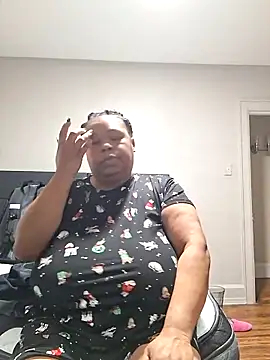 Snapshot of pinkpassionpleaser chatting on 03/23/26, 09:57 pinkpassionpleaser online show from 03/23/26, 09:57