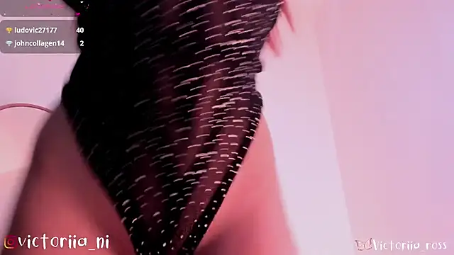 Victoria-ross online show from 12/31/24, 07:51