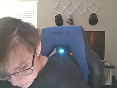 KaliSnow199623 online show from 02/06/25, 09:38