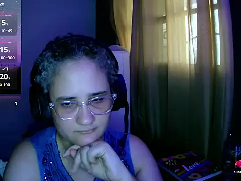 Snapshot of lolalicious_758 chatting on 09/10/25, 09:48 lolalicious 758 online show from 09/10/25, 09:48