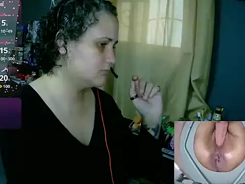 Snapshot of lolalicious_758 chatting on 05/19/26, 09:10 lolalicious 758 online show from 05/19/26, 09:10