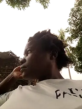 missarpie online show from 10/29/25, 11:01