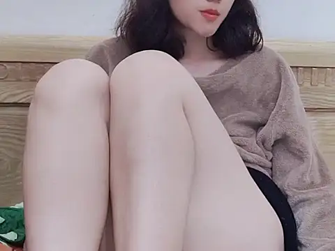 Snapshot of Pink_cream chatting on 02/16/25, 02:21 Pink cream online show from 02/16/25, 02:21