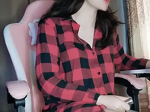 Pink cream online show from 12/14/25, 01:11