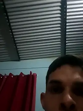 Snapshot of 7ShaunkHend_ chatting on 11/05/25, 03:50 7ShaunkHend online show from 11/05/25, 03:50