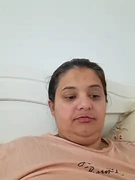 sarahhh1987 online show from 10/20/25, 05:19