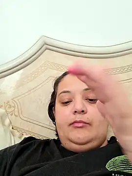 sarahhh1987 online show from 10/29/25, 06:15