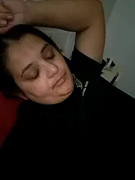 sarahhh1987 online show from 11/04/25, 06:40