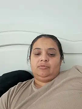 sarahhh1987 online show from 11/10/25, 09:08