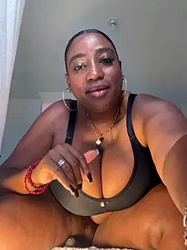 Snapshot of Perlasexyu1 chatting on 11/02/25, 05:37 Perlasexyu1 online show from 11/02/25, 05:37