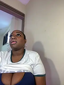 Perlasexyu1 online show from 04/10/26, 01:05