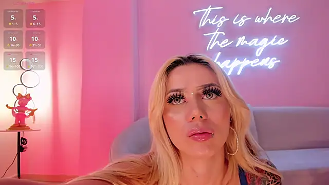 HannaConnor  online show from 02/16/25, 02:31