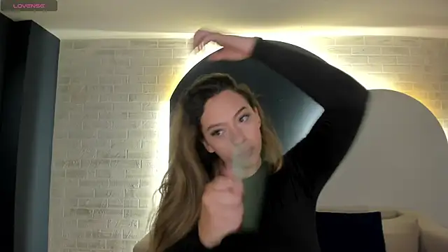 BellaRose X online show from 04/01/26, 04:13