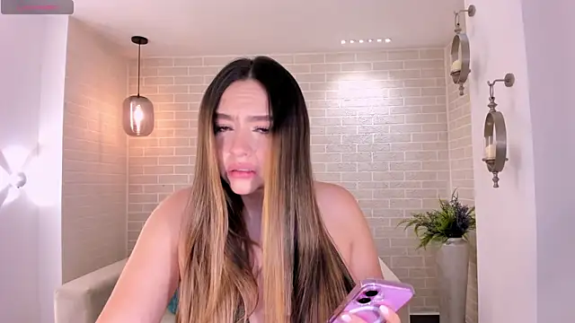 BellaRose X online show from 05/05/26, 03:58