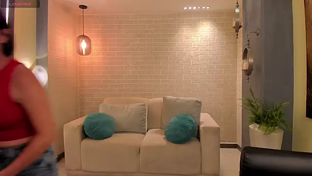 AliceHarper  online show from 10/11/25, 12:15