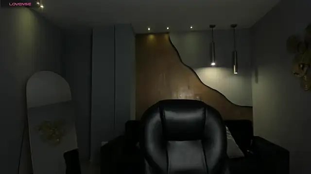 AliceHarper  online show from 03/06/26, 07:21