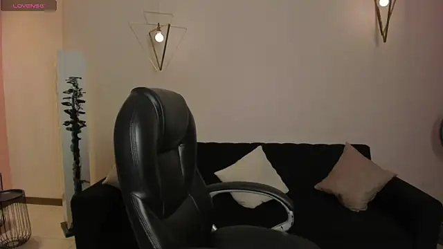 AliceHarper  online show from 03/30/26, 10:22