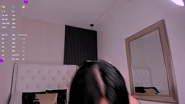 aliscollins  online show from 03/09/25, 02:07