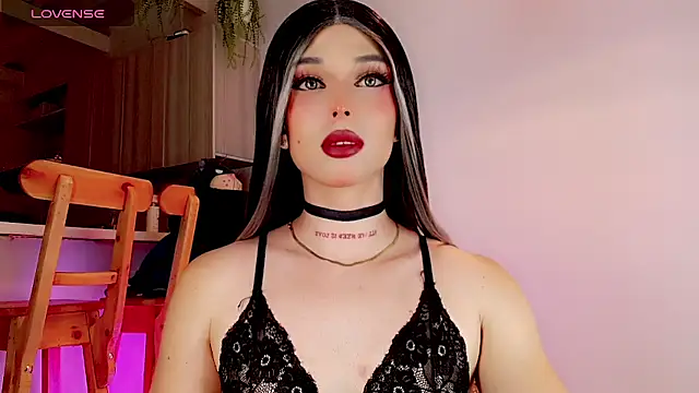 Snapshot of Marian_LV chatting on 02/28/25, 09:25 Marian LV online show from 02/28/25, 09:25