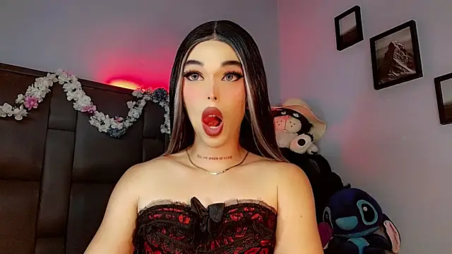 Snapshot of Marian_LV chatting on 10/03/25, 11:07 Marian LV online show from 10/03/25, 11:07